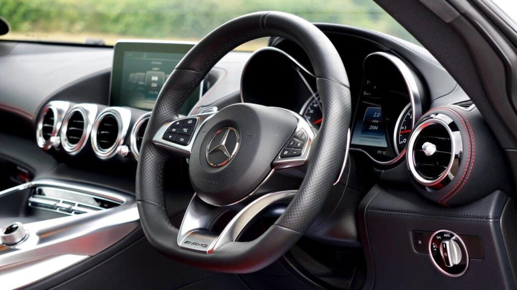 Get a taxi shuttle Maastricht | MAASTRICHT MAGAZINE | M+MAG
