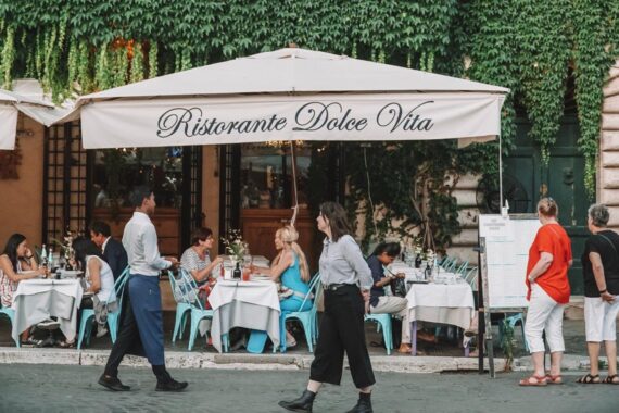 Outdoor Dining Terrace in Maastricht | Time to select!