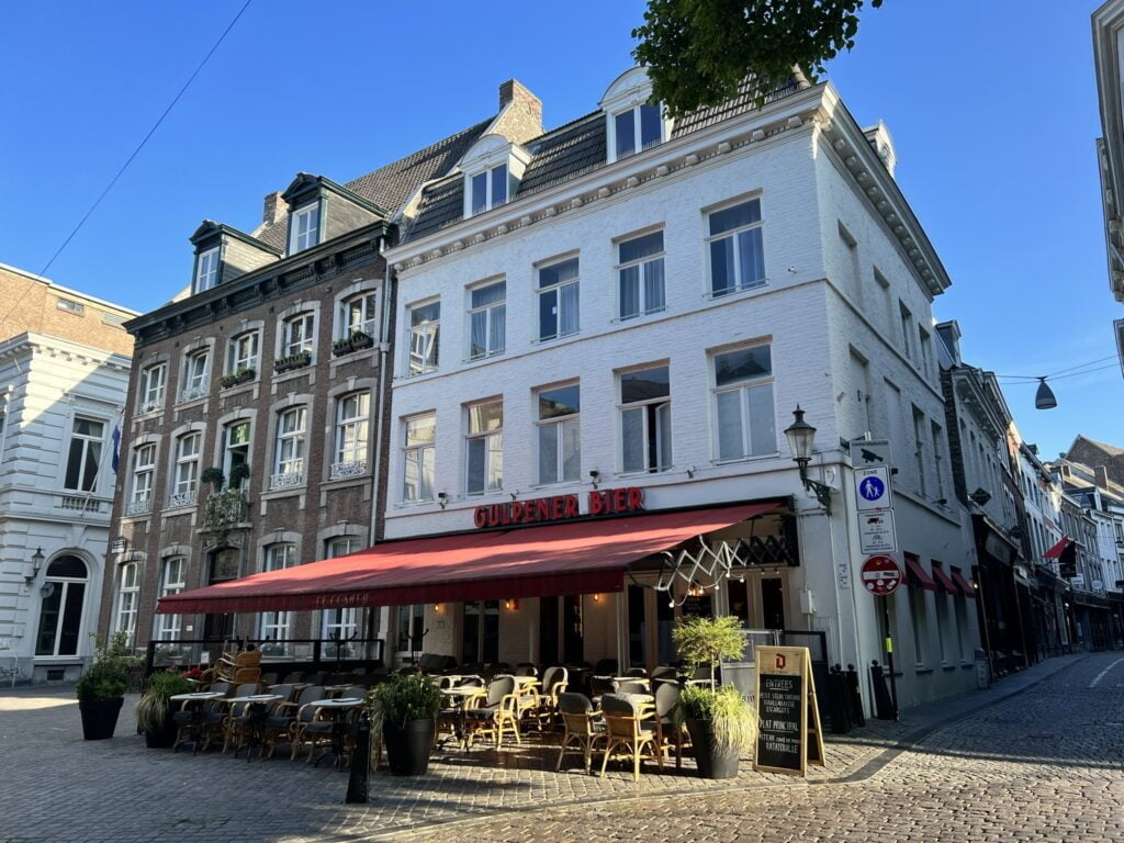 Time to select Outdoor Dining Terrace in Maastricht | Terraces at Onze Lieve Vrouwenplein Maastricht | MAASTRICHT MAGAZINE | M+MAG