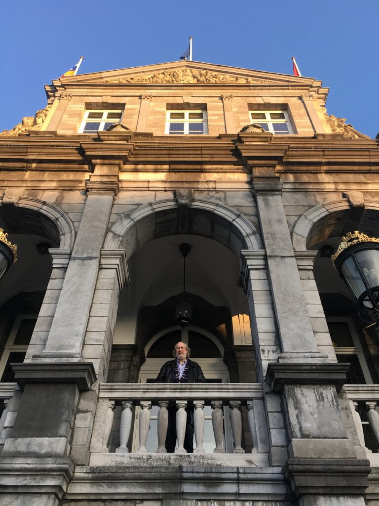 Bourgeois! See Stadshuis Maastricht City Hall | MAASTRICHT MAGAZINE | M+MAG