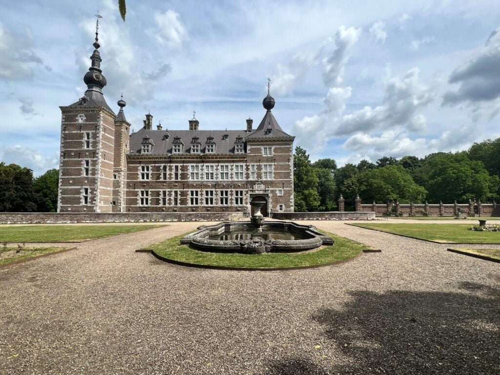 Kasteel-Eijsden Castle nearby Maastricht | MAASTRICHT MAGAZINE | M+MAG
